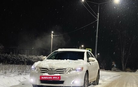 Toyota Camry, 2011 год, 1 250 000 рублей, 6 фотография