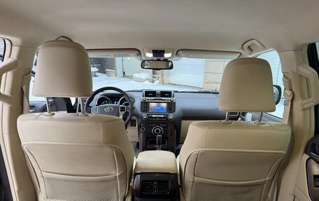 Toyota Land Cruiser Prado 150 рестайлинг 2, 2015 год, 2 900 000 рублей, 9 фотография