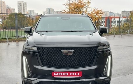 Cadillac Escalade V, 2022 год, 12 000 000 рублей, 2 фотография