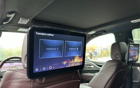 Cadillac Escalade V, 2022 год, 12 000 000 рублей, 29 фотография