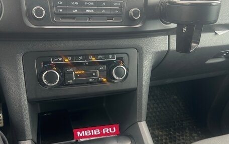 Volkswagen Amarok I рестайлинг, 2015 год, 2 350 000 рублей, 4 фотография