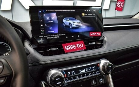 Toyota RAV4, 2025 год, 4 350 000 рублей, 16 фотография