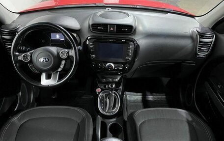 KIA Soul II рестайлинг, 2018 год, 1 370 000 рублей, 10 фотография