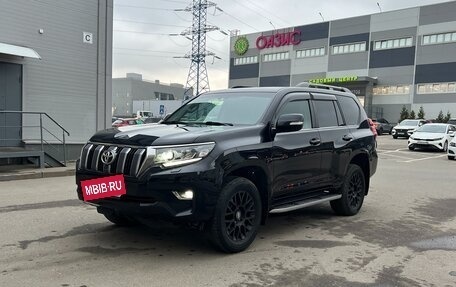 Toyota Land Cruiser Prado 150 рестайлинг 2, 2018 год, 5 680 000 рублей, 3 фотография