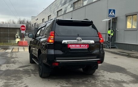 Toyota Land Cruiser Prado 150 рестайлинг 2, 2018 год, 5 680 000 рублей, 6 фотография