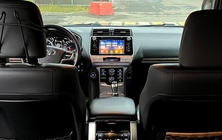 Toyota Land Cruiser Prado 150 рестайлинг 2, 2018 год, 5 680 000 рублей, 15 фотография