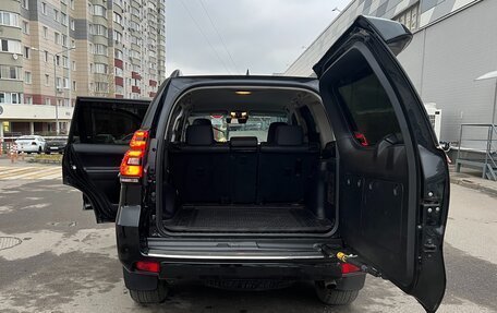 Toyota Land Cruiser Prado 150 рестайлинг 2, 2018 год, 5 680 000 рублей, 13 фотография