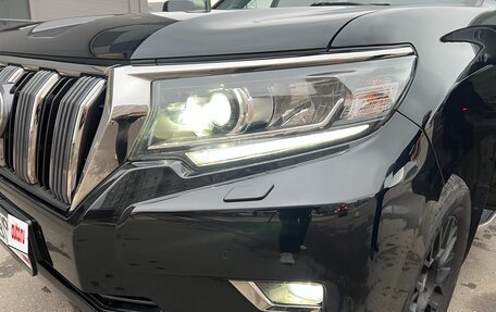 Toyota Land Cruiser Prado 150 рестайлинг 2, 2018 год, 5 680 000 рублей, 19 фотография