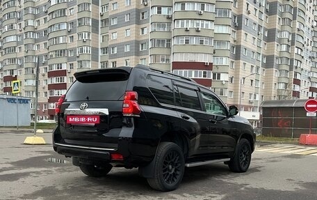Toyota Land Cruiser Prado 150 рестайлинг 2, 2018 год, 5 680 000 рублей, 8 фотография