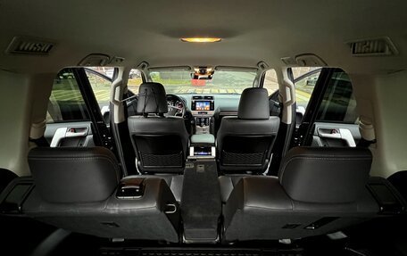 Toyota Land Cruiser Prado 150 рестайлинг 2, 2018 год, 5 680 000 рублей, 22 фотография