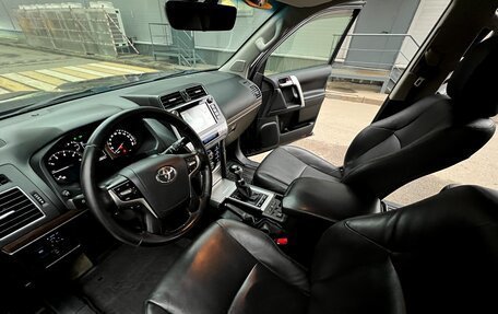 Toyota Land Cruiser Prado 150 рестайлинг 2, 2018 год, 5 680 000 рублей, 24 фотография