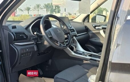 Mitsubishi Eclipse Cross, 2022 год, 2 800 000 рублей, 8 фотография