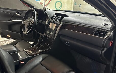 Toyota Camry, 2016 год, 1 850 000 рублей, 9 фотография