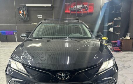 Toyota Camry, 2023 год, 3 600 000 рублей, 6 фотография