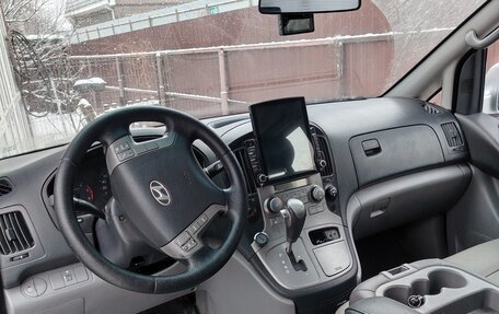 Hyundai Grand Starex Grand Starex I рестайлинг 2, 2008 год, 1 450 000 рублей, 9 фотография