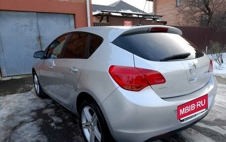 Opel Astra J, 2010 год, 550 000 рублей, 5 фотография
