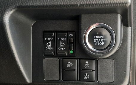 Toyota Tank I, 2018 год, 1 100 000 рублей, 36 фотография