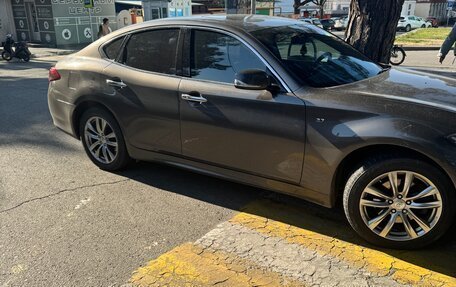 Infiniti Q70 I, 2015 год, 2 300 000 рублей, 3 фотография