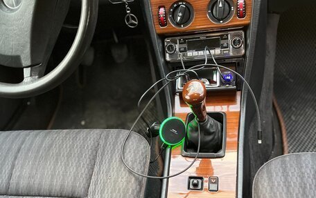 Mercedes-Benz W124, 1990 год, 350 000 рублей, 2 фотография