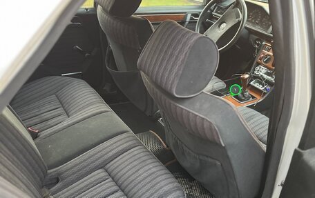 Mercedes-Benz W124, 1990 год, 350 000 рублей, 6 фотография