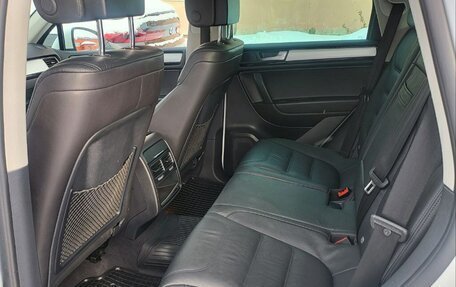 Volkswagen Touareg III, 2014 год, 2 495 000 рублей, 16 фотография