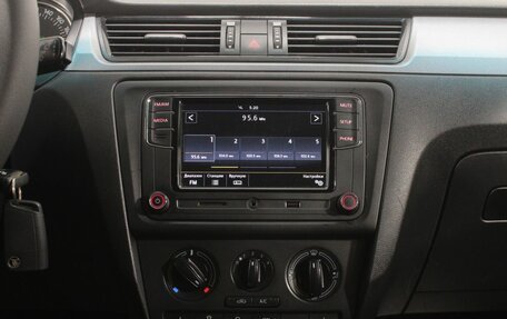 Skoda Rapid I, 2017 год, 989 000 рублей, 9 фотография