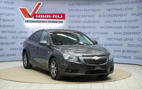 Chevrolet Cruze II, 2012 год, 610 000 рублей, 3 фотография