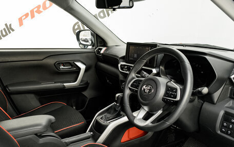 Toyota Raize I, 2019 год, 1 640 000 рублей, 11 фотография