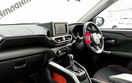 Toyota Raize I, 2019 год, 1 640 000 рублей, 13 фотография