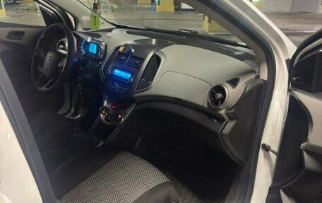 Chevrolet Aveo III, 2015 год, 730 000 рублей, 14 фотография