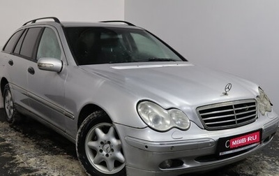 Mercedes-Benz C-Класс, 2004 год, 399 000 рублей, 1 фотография