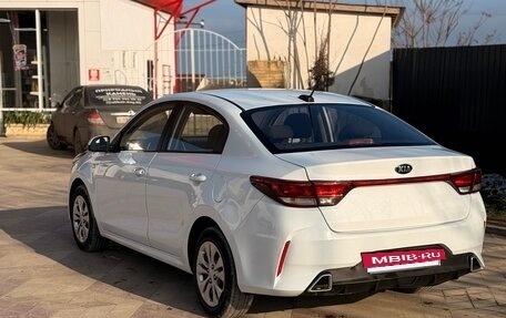 KIA Rio IV, 2020 год, 1 050 000 рублей, 4 фотография