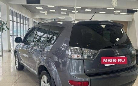 Mitsubishi Outlander III рестайлинг 3, 2007 год, 700 000 рублей, 6 фотография