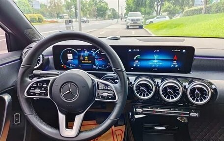 Mercedes-Benz A-Класс, 2022 год, 2 455 000 рублей, 13 фотография