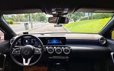 Mercedes-Benz A-Класс, 2022 год, 2 455 000 рублей, 14 фотография