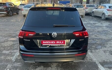 Volkswagen Tiguan II, 2020 год, 2 700 000 рублей, 3 фотография