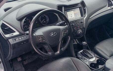 Hyundai Santa Fe III рестайлинг, 2017 год, 2 400 000 рублей, 10 фотография