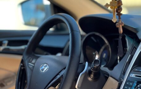 Hyundai Sonata VI, 2010 год, 1 150 000 рублей, 8 фотография