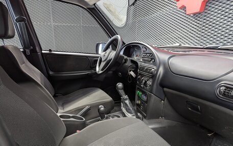 Chevrolet Niva I рестайлинг, 2011 год, 470 000 рублей, 21 фотография