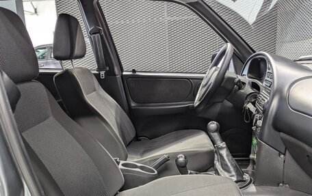 Chevrolet Niva I рестайлинг, 2011 год, 470 000 рублей, 22 фотография