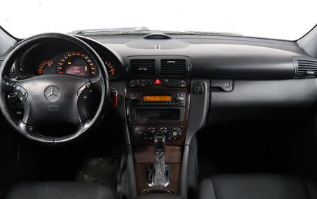 Mercedes-Benz C-Класс, 2004 год, 399 000 рублей, 7 фотография