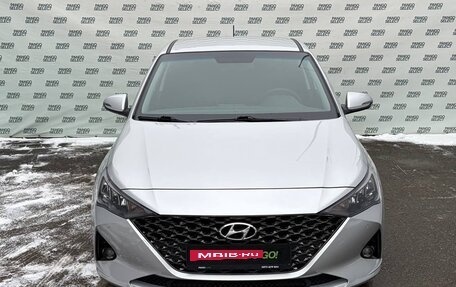 Hyundai Solaris II рестайлинг, 2021 год, 1 745 000 рублей, 2 фотография