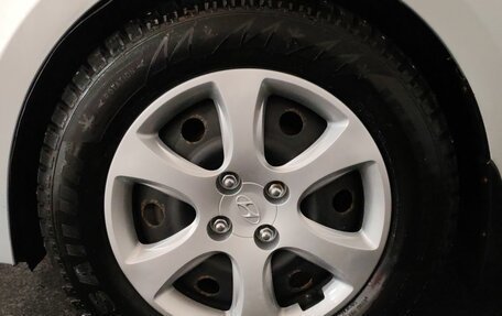 Hyundai Solaris II рестайлинг, 2015 год, 798 000 рублей, 16 фотография