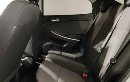 Hyundai Solaris II рестайлинг, 2013 год, 680 000 рублей, 13 фотография