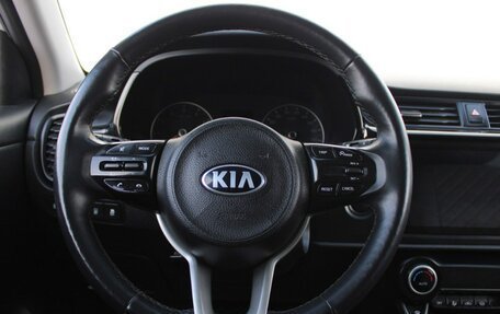 KIA Rio IV, 2021 год, 1 790 000 рублей, 12 фотография