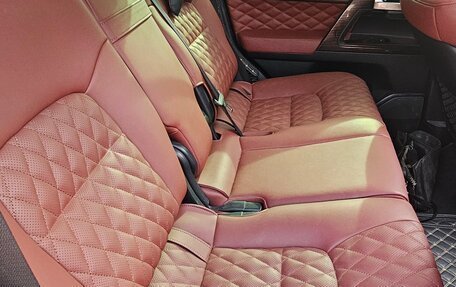 Toyota Land Cruiser 200, 2018 год, 6 900 000 рублей, 12 фотография