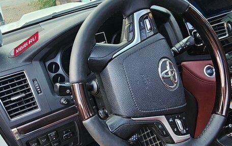 Toyota Land Cruiser 200, 2018 год, 6 900 000 рублей, 15 фотография