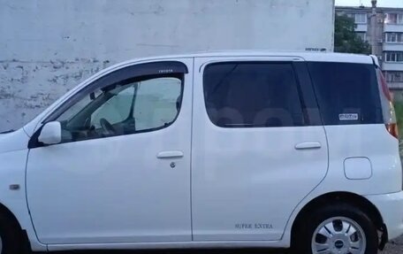 Toyota FunCargo, 2001 год, 420 000 рублей, 2 фотография