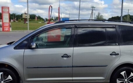 Volkswagen Touran III, 2008 год, 615 000 рублей, 9 фотография