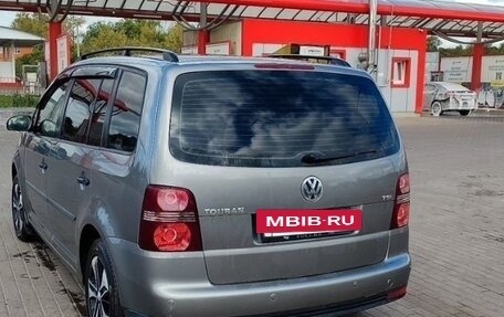 Volkswagen Touran III, 2008 год, 615 000 рублей, 6 фотография